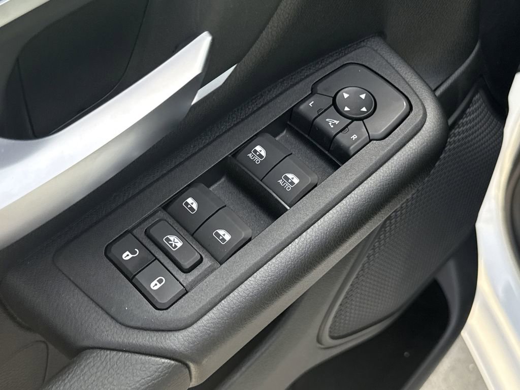 New 2026 RAM 1500 4x4 Crew Cab image 10