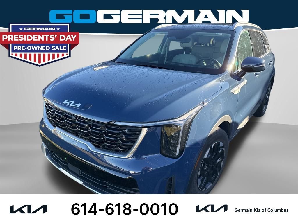 Certified 2025 Kia Sorento S w/ Panoramic Sunroof Package image 1