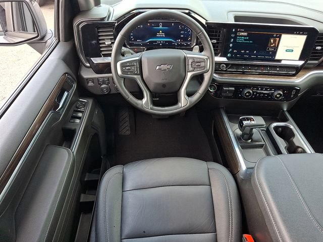 Used 2024 Chevrolet Silverado 1500 RST w/ Rally Edition AWD/4WD image 12