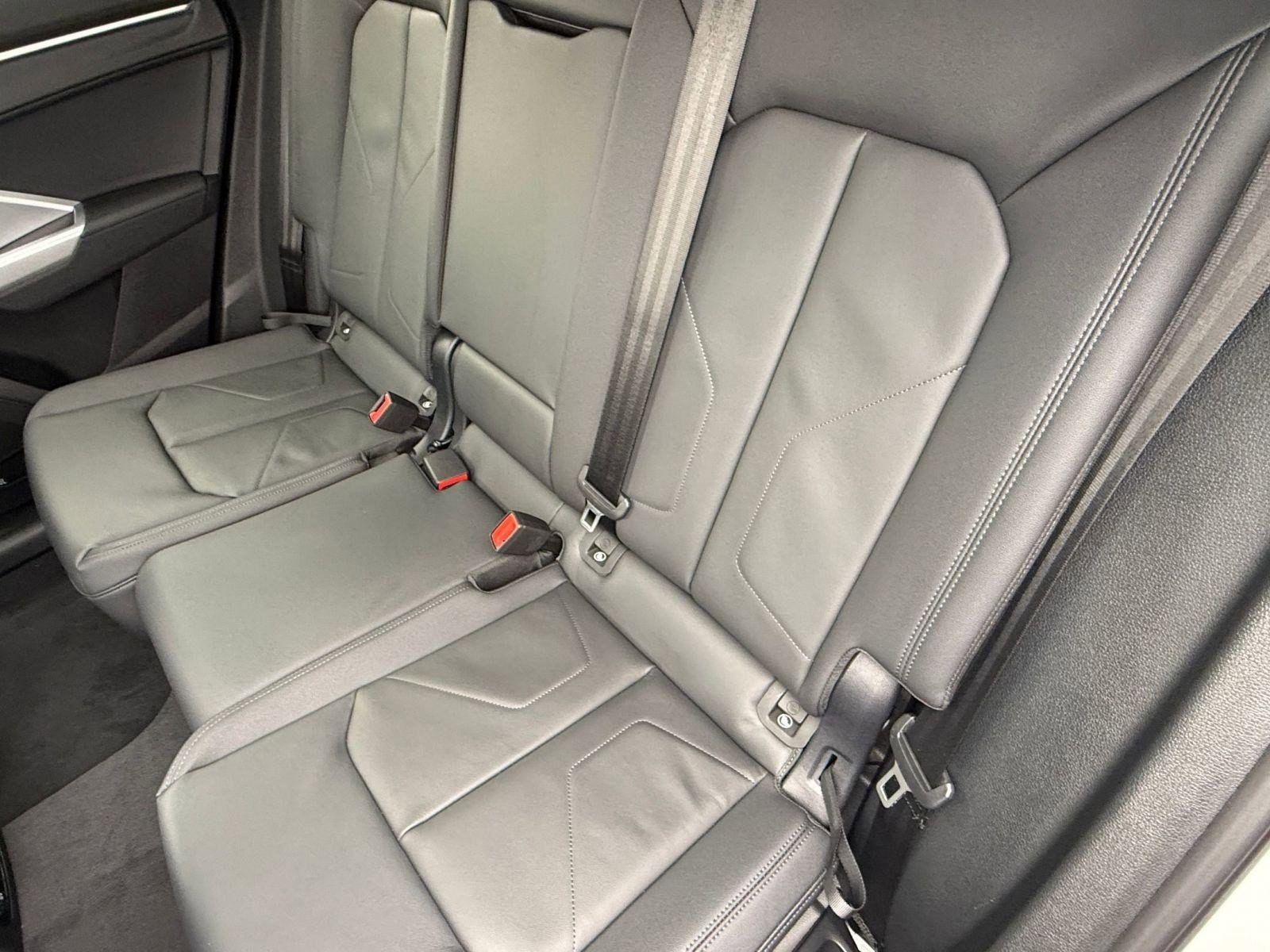 New 2025 Audi Q3 2.0T Premium image 26