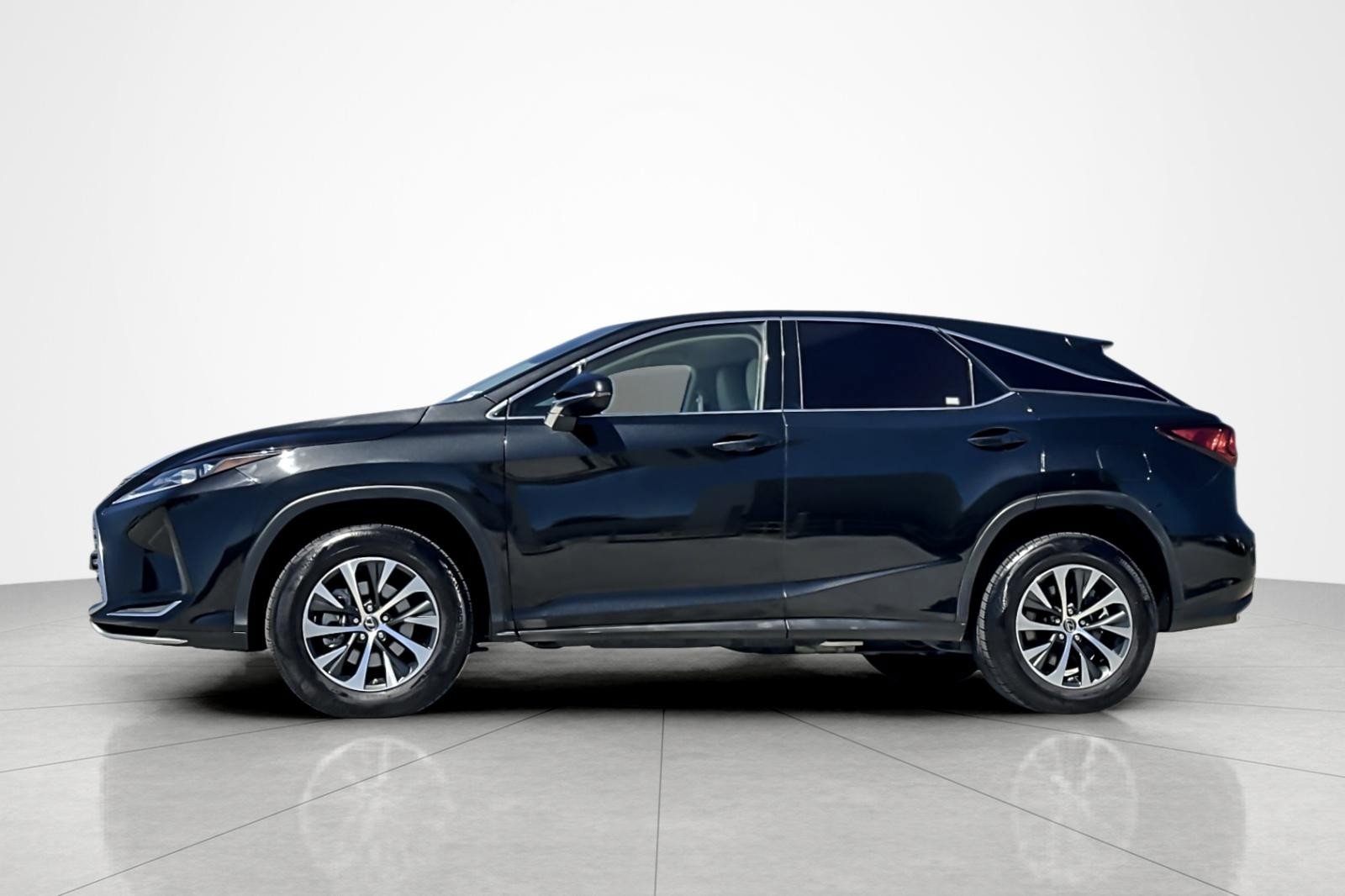 Used 2021 Lexus RX 350 FWD image 2