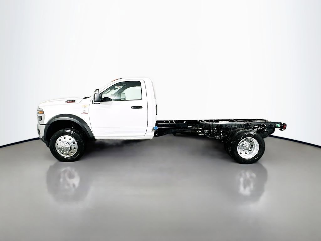 New 2026 RAM 5500 Tradesman w/ Chrome Appearance Group image 4