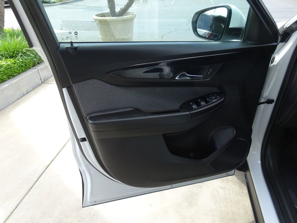 Certified 2024 Chevrolet TrailBlazer LT w/ LT Cold Weather Package image 28