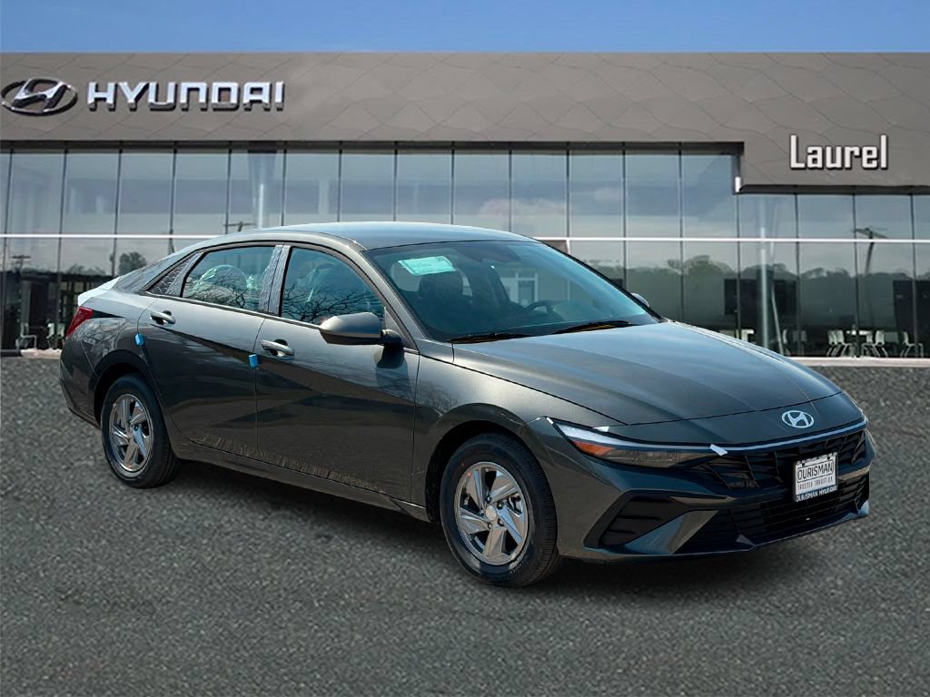 New 2026 Hyundai Elantra SE