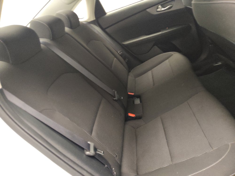 Used 2020 Kia Forte LXS FWD image 19