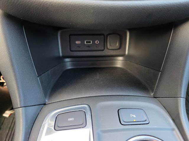 Used 2022 Chevrolet Equinox LT image 32