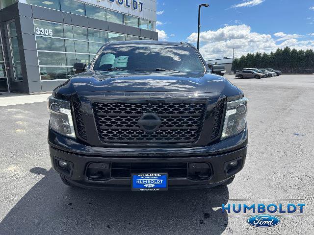 Used 2019 Nissan Titan SV w/ SV Convenience Package AWD/4WD image 2