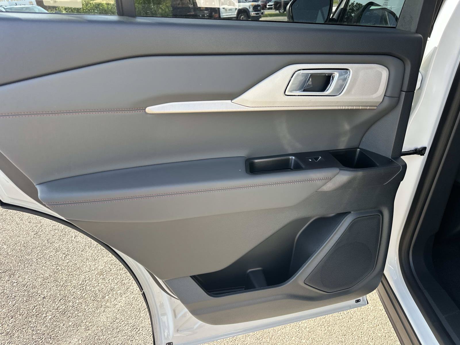 New 2027 Ford Explorer Active AWD/4WD image 25