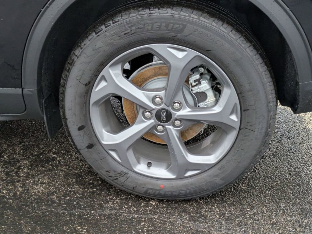 New 2026 Ford Escape ST-Line w/ Cold Weather Package image 14