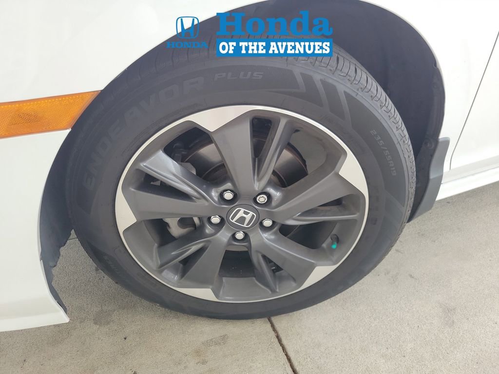 Used 2023 Honda Odyssey Elite image 4
