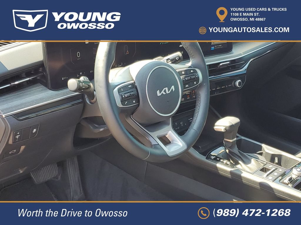 Used 2025 Kia K5 EX FWD image 9