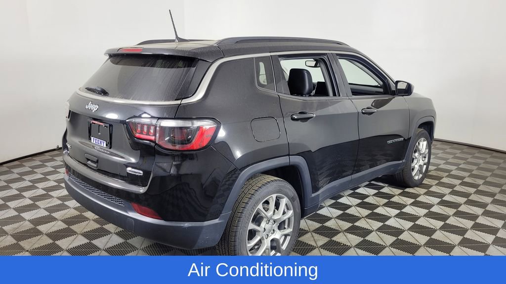 Used 2022 Jeep Compass Latitude image 8