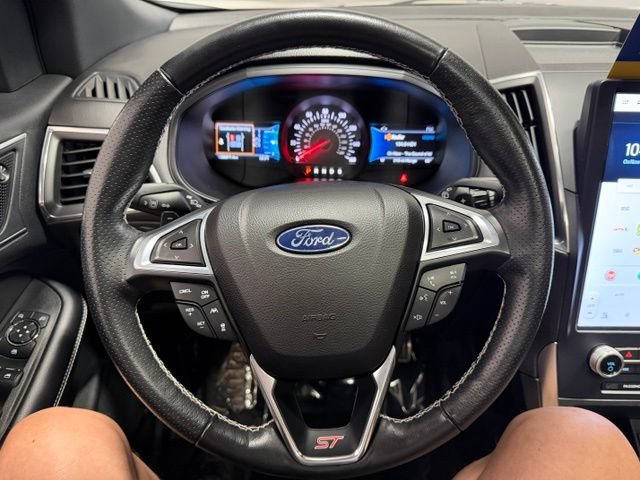 Used 2022 Ford Edge ST w/ Equipment Group 401A AWD/4WD image 35