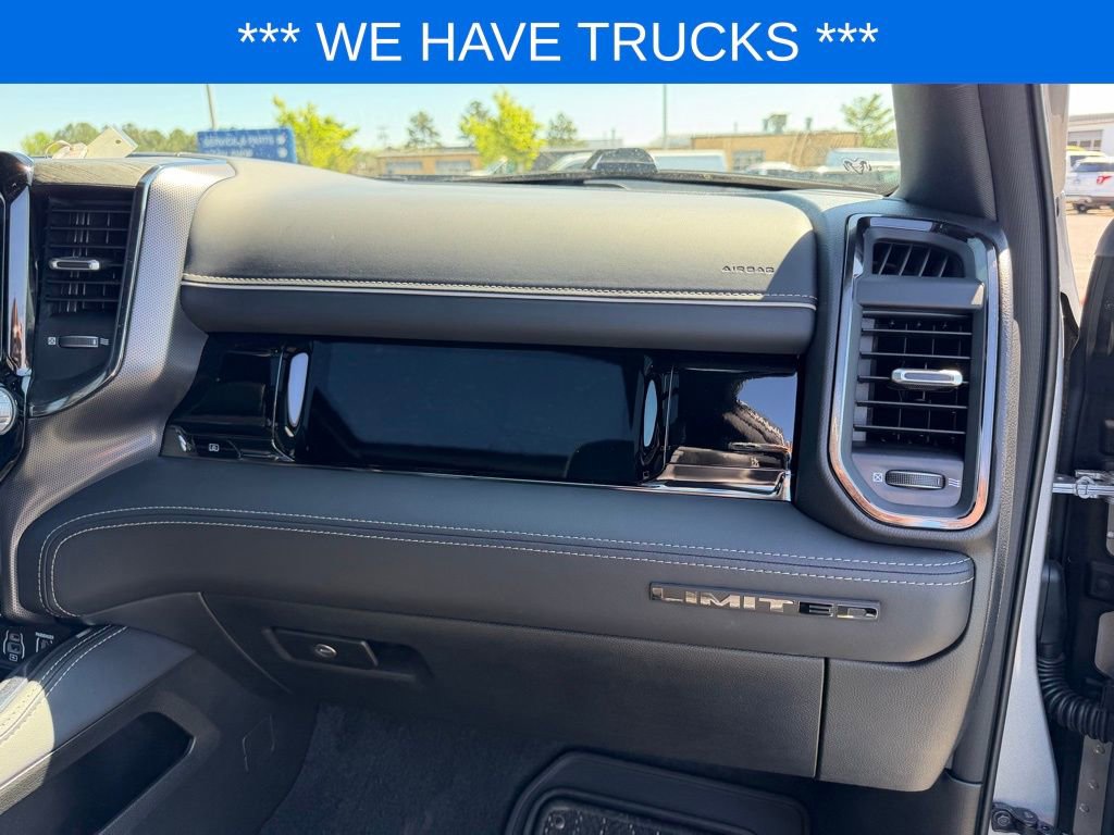 Used 2026 RAM 1500 Limited w/ Body Color Bumper Group AWD/4WD image 35