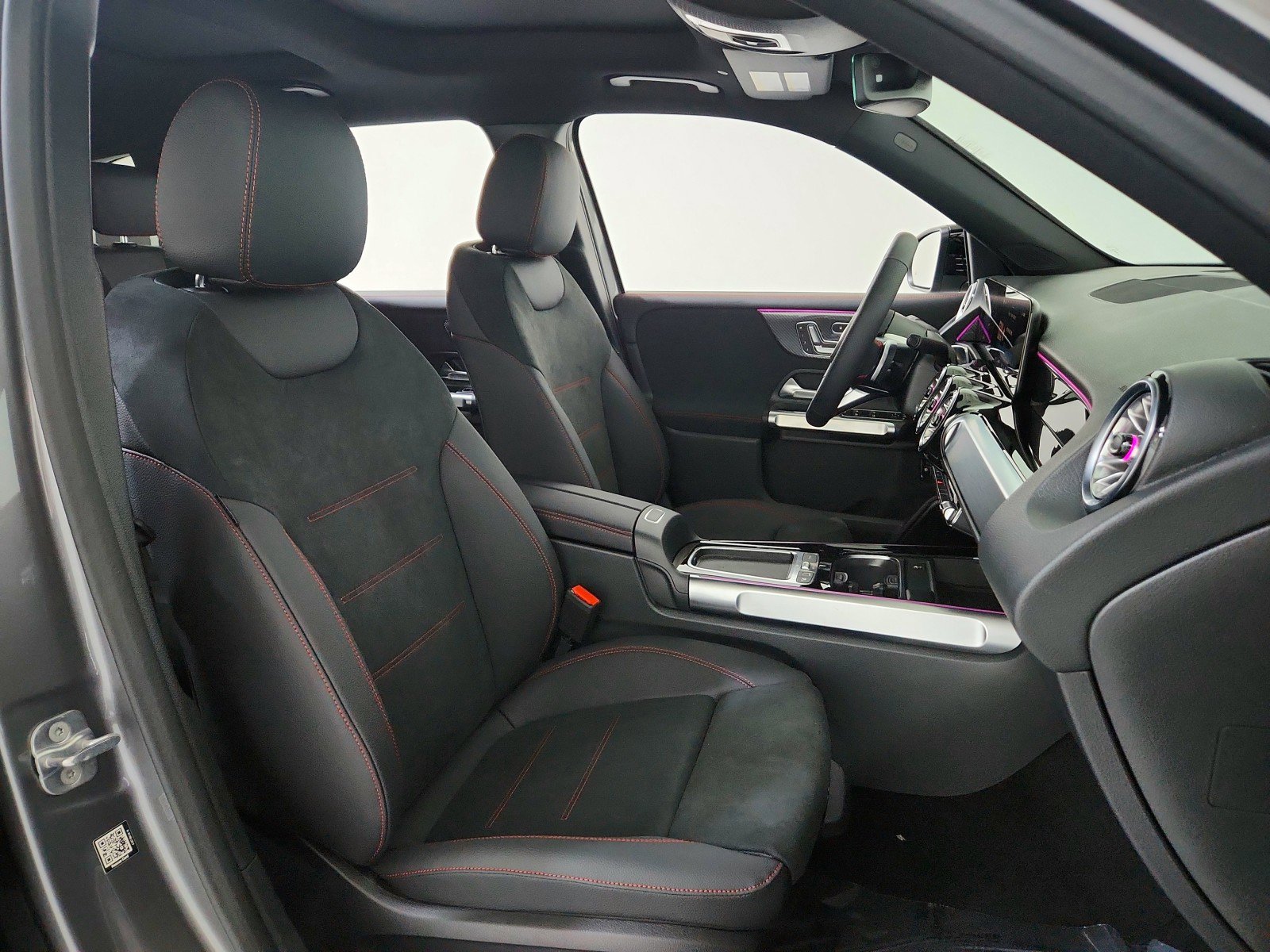 New 2026 Mercedes-Benz GLB 250 image 16