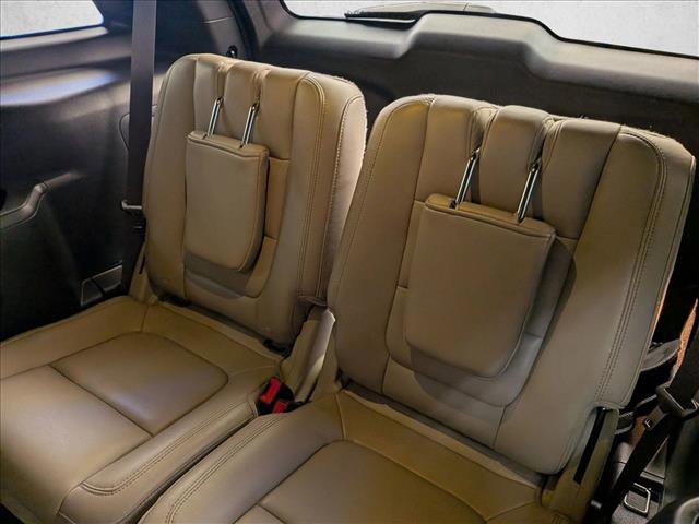 Used 2015 Ford Explorer XLT w/ Equipment Group 202B FWD image 26