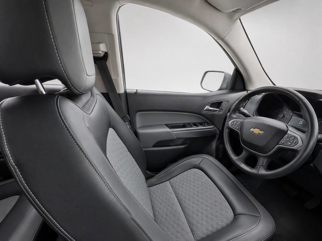 Used 2022 Chevrolet Colorado Z71 w/ Trail Boss Package AWD/4WD image 12