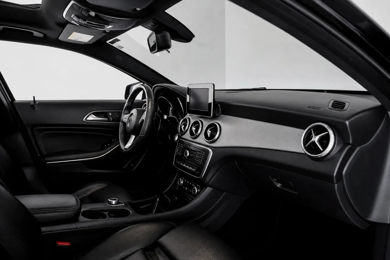 Used 2016 Mercedes-Benz GLA 250 image 12