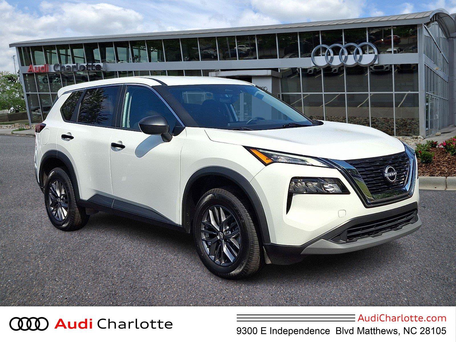 Used 2023 Nissan Rogue S AWD/4WD image 1