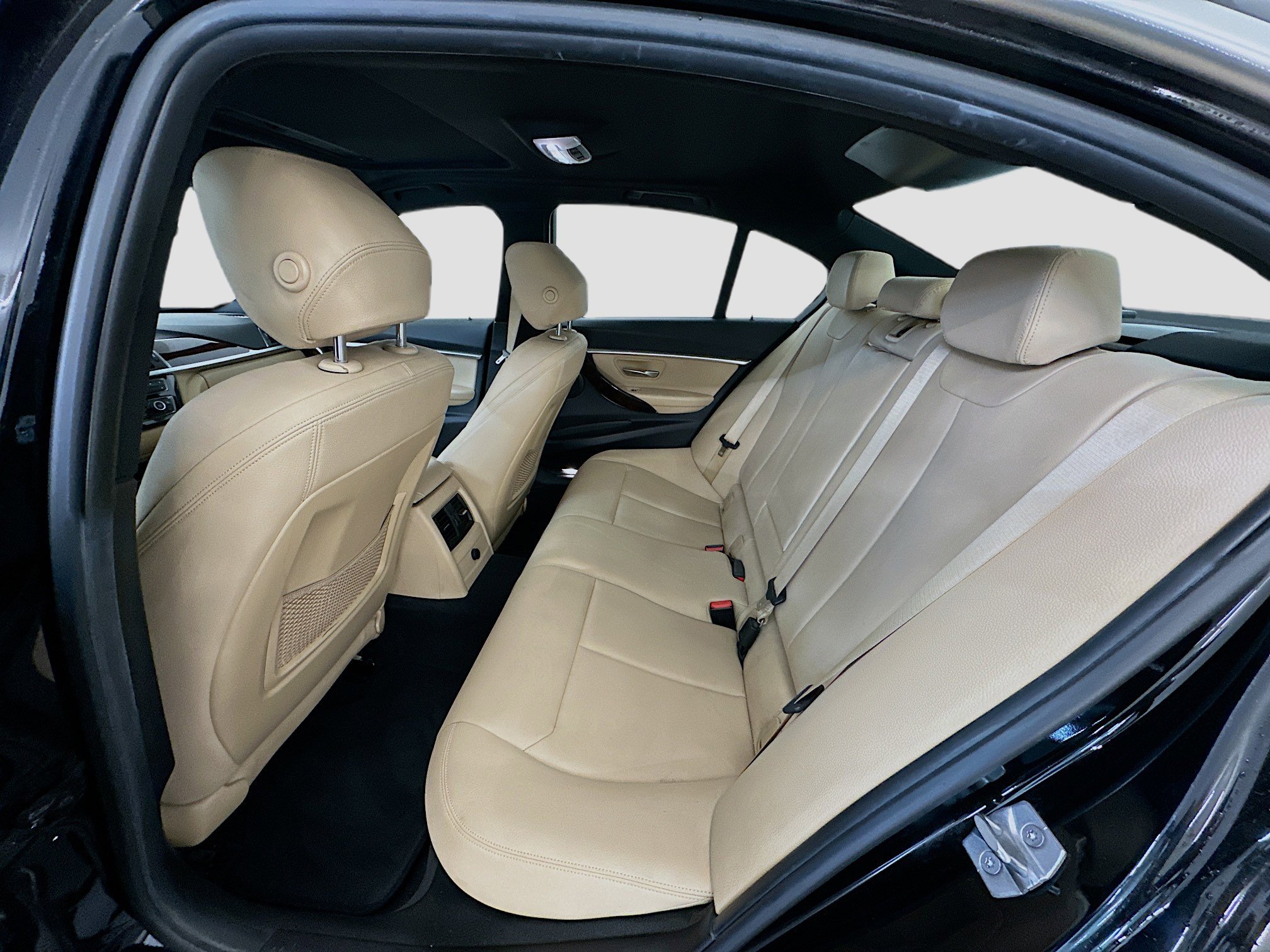 Used 2017 BMW 330i xDrive Sedan image 29