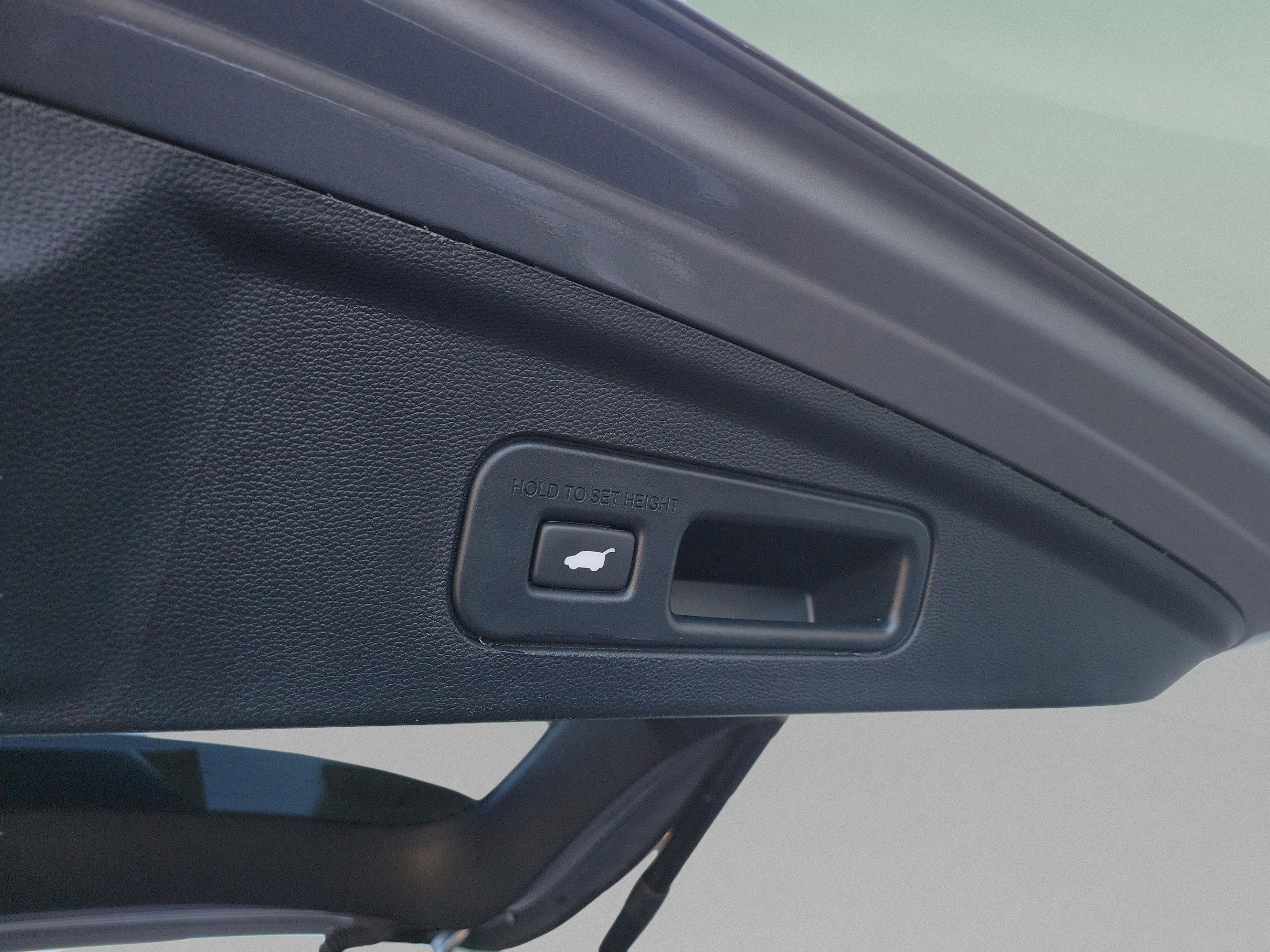 Used 2023 Acura MDX FWD w/ Technology Package image 26