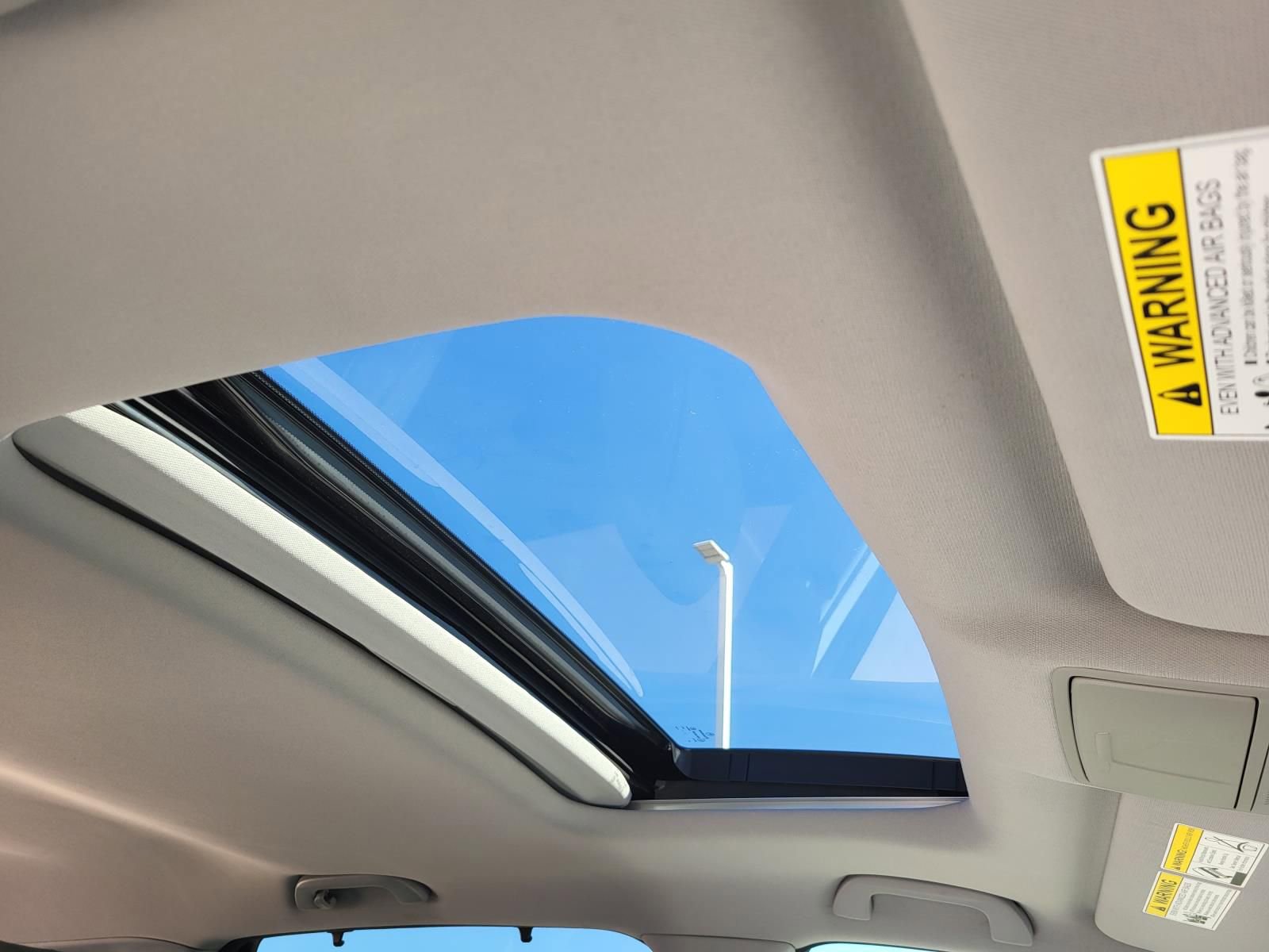 Used 2017 Acura MDX SH-AWD w/ Advance Package image 17