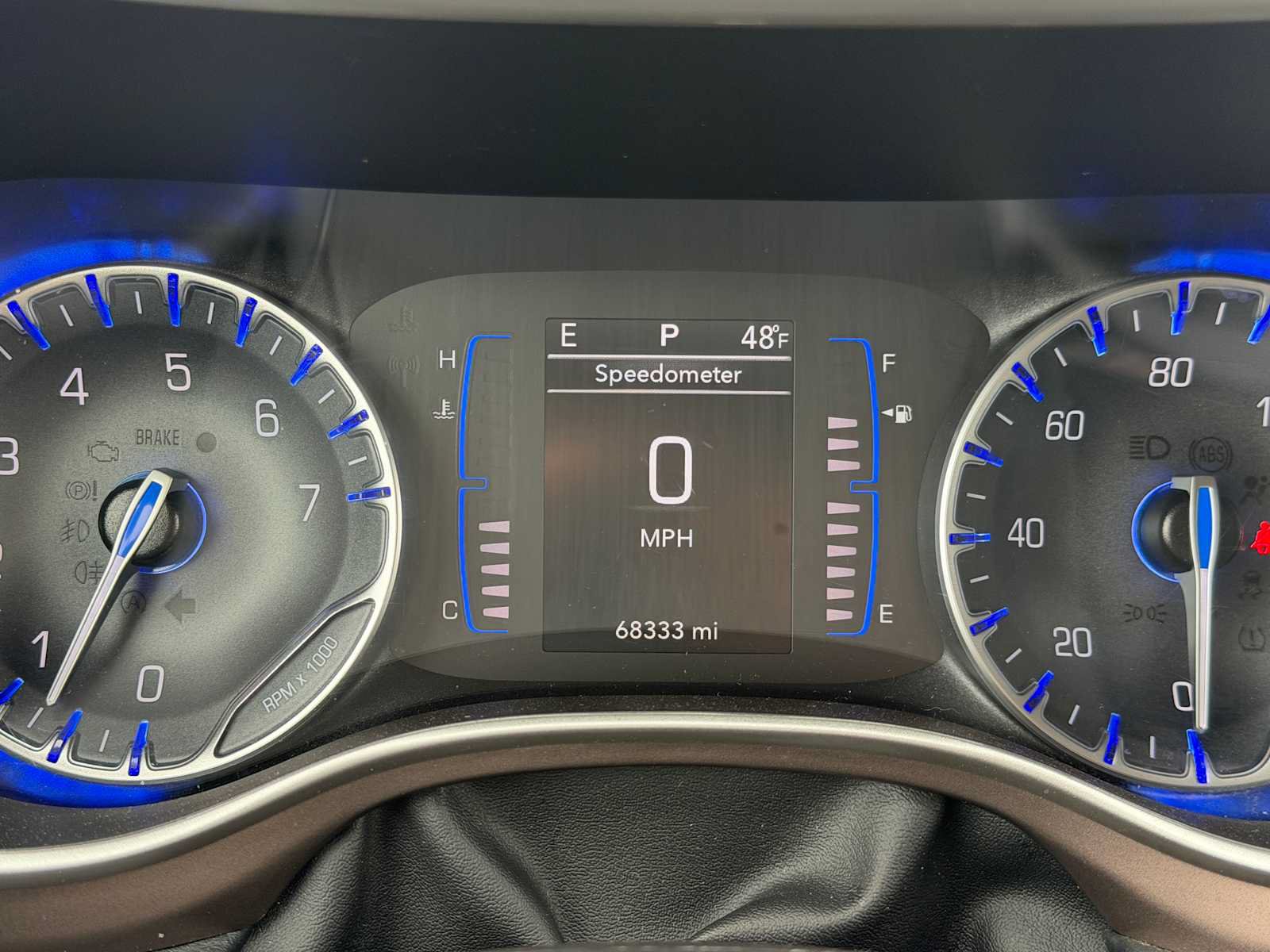 Used 2023 Chrysler Voyager LX FWD image 3
