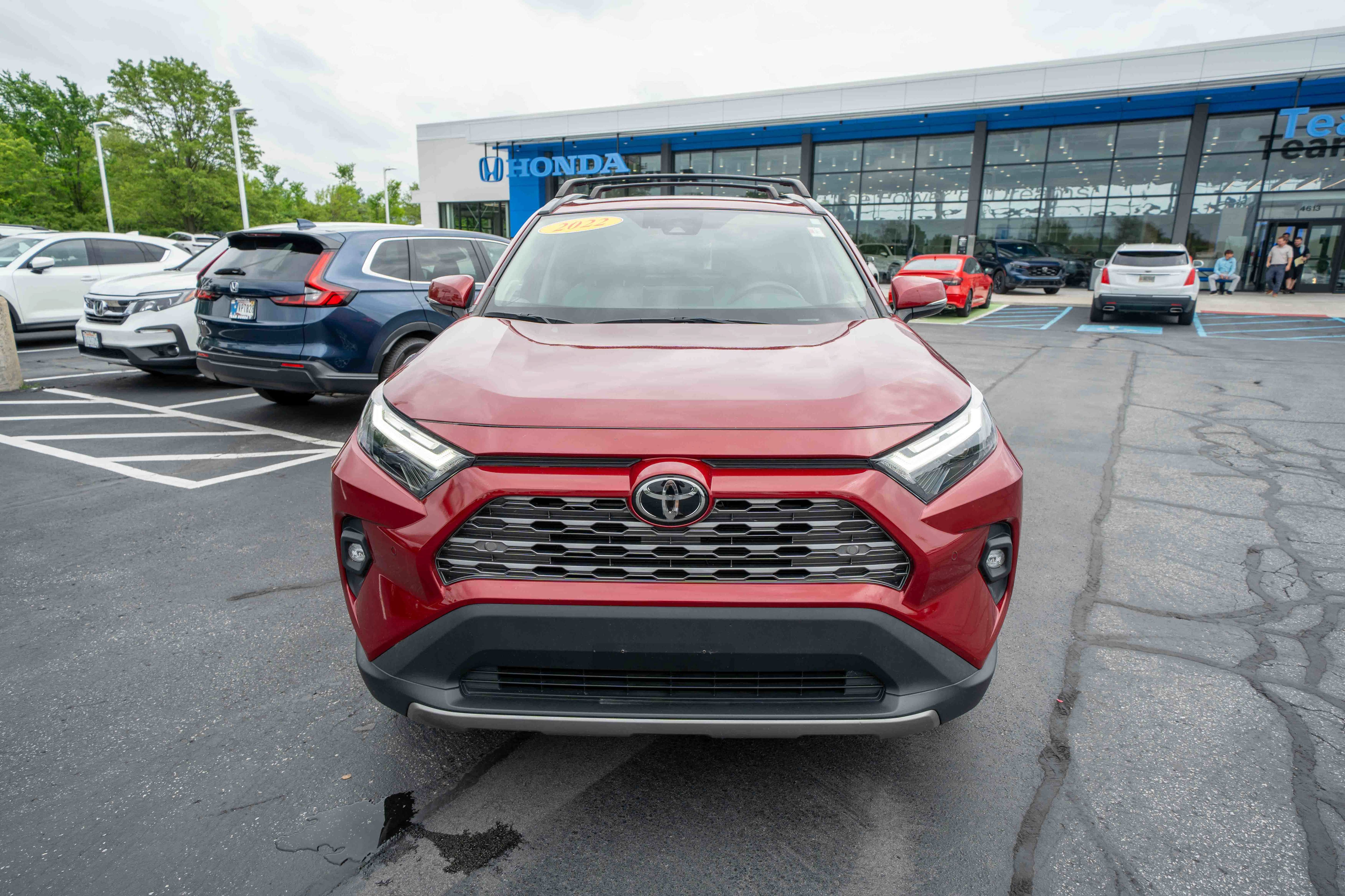 Used 2022 Toyota RAV4 Limited w/ Limited Grade Weather Package AWD/4WD image 2