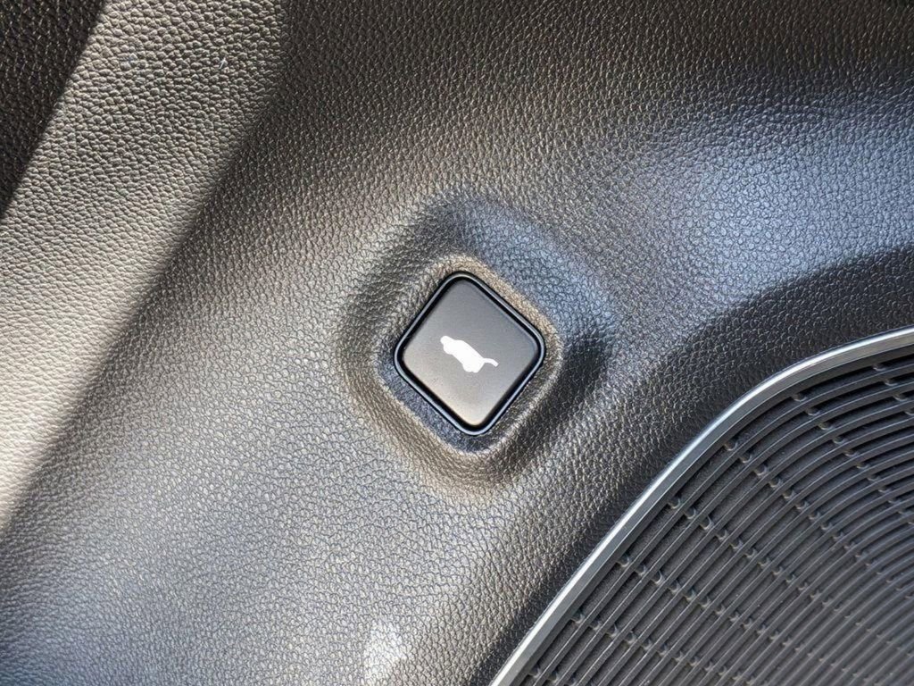 Used 2023 Acura MDX A-Spec AWD/4WD image 15