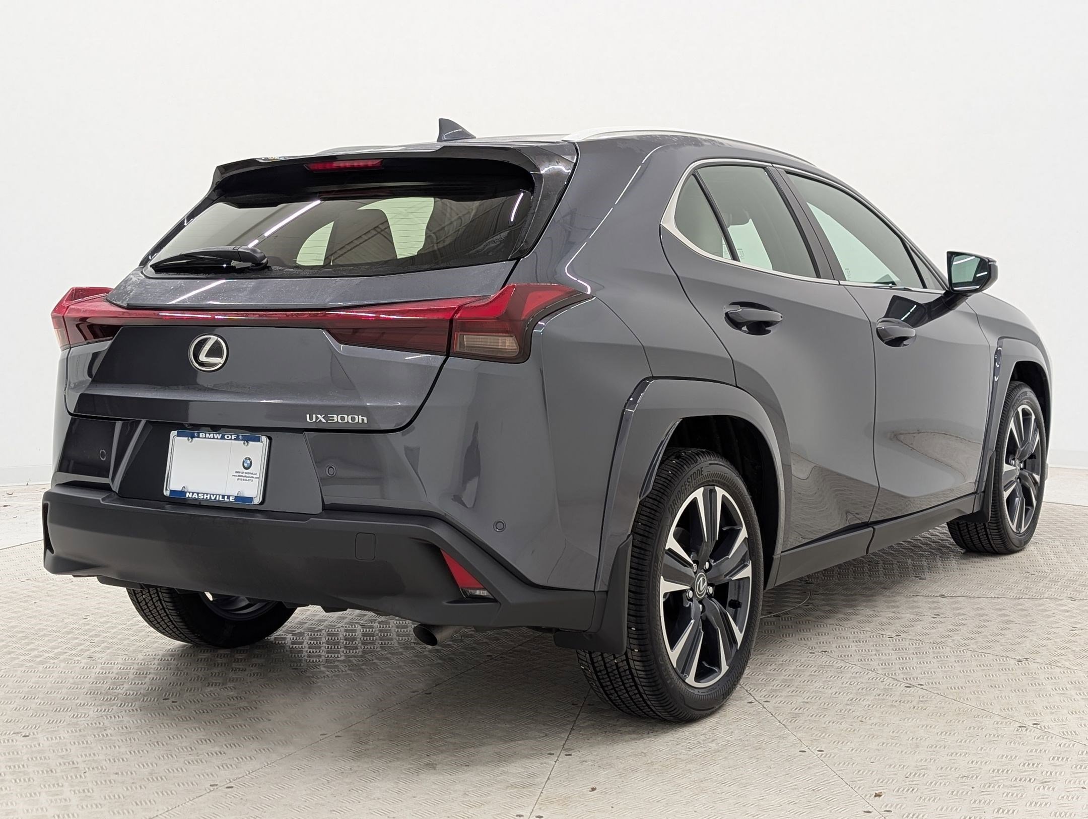 Used 2025 Lexus UX 300h FWD image 9