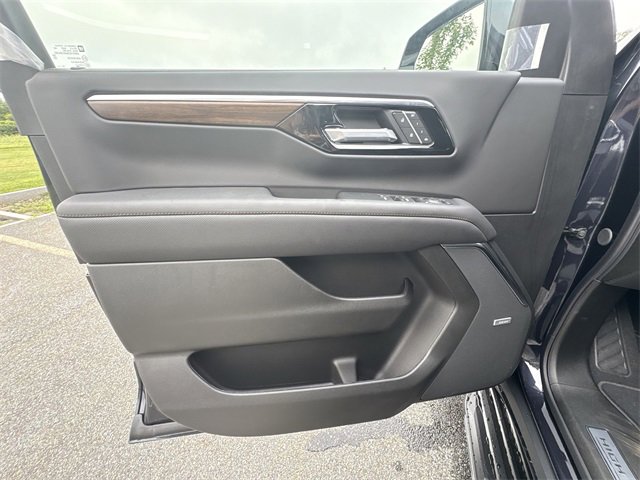 New 2025 Chevrolet Tahoe High Country image 23