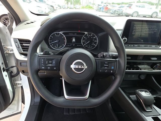 Used 2023 Nissan Rogue SV image 15