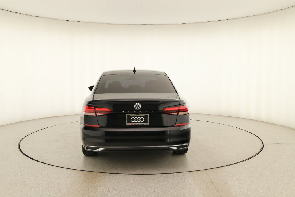 Used 2020 Volkswagen Passat 2.0T SEL FWD image 5