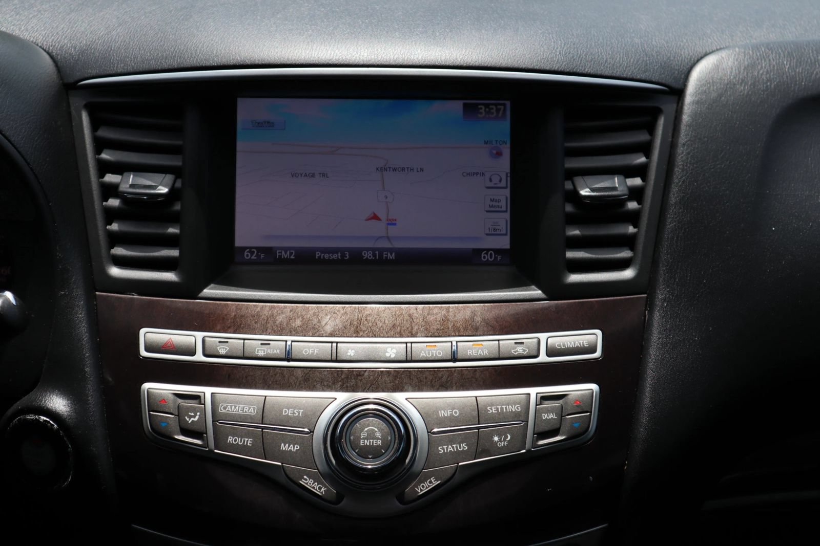 Used 2014 INFINITI QX60 Luxe w/ Premium Plus Package AWD/4WD image 21