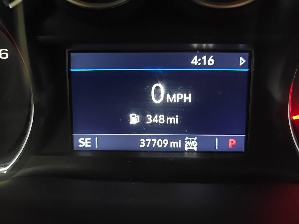 Used 2022 Chevrolet Silverado 1500 LT w/ Diesel Off-Road Package image 23