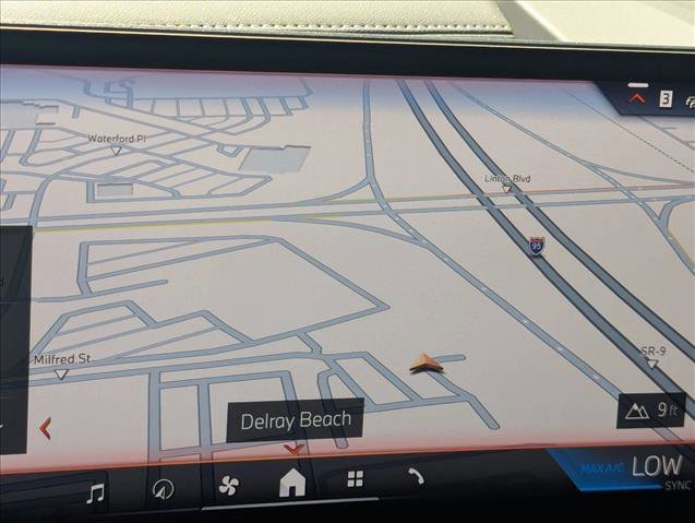 New 2026 BMW X5 xDrive50e image 13