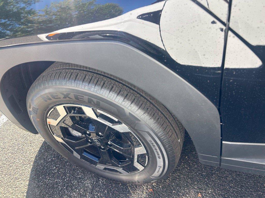 New 2027 Hyundai Santa Fe SE FWD image 7