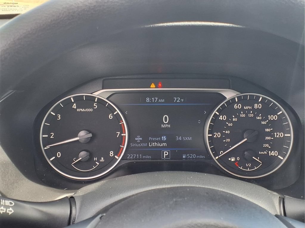 Used 2025 Nissan Altima 2.5 SV FWD image 19