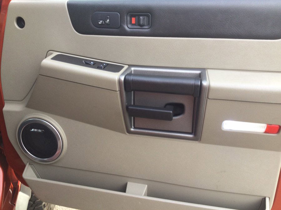 Used 2003 HUMMER H2 w/ Preferred Equipment Group image 13