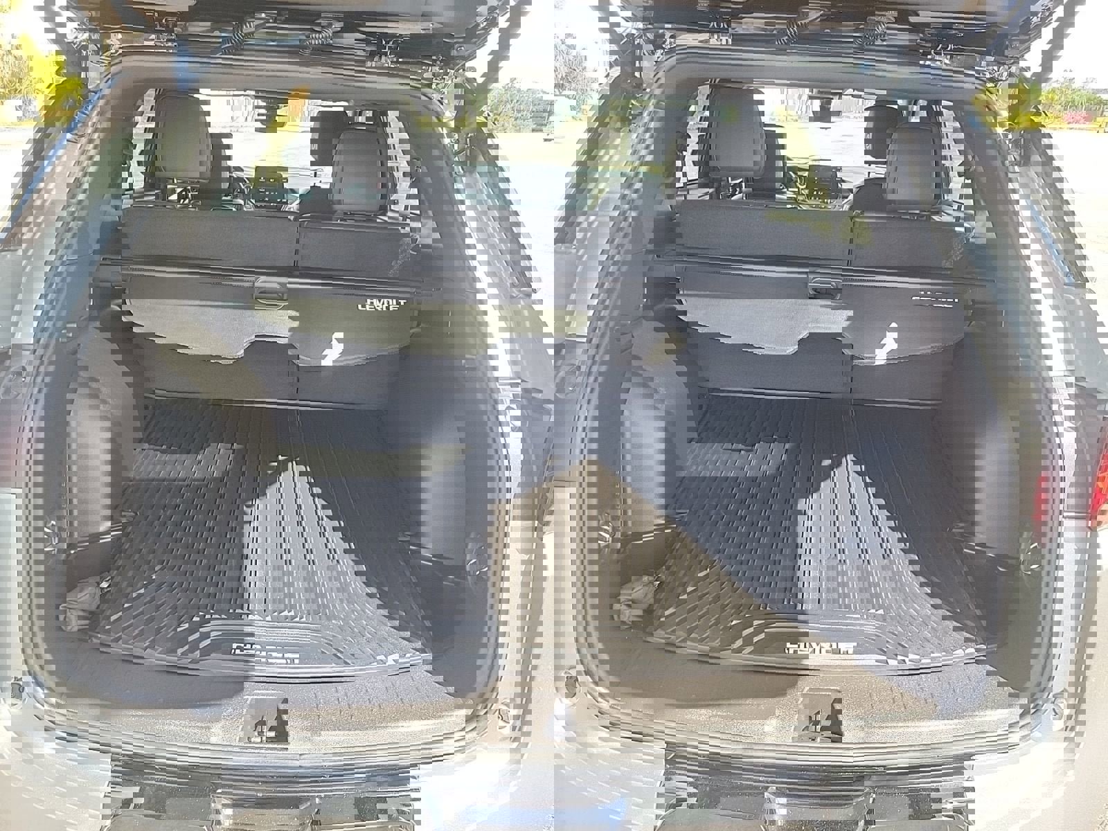 Used 2024 Chevrolet Blazer RS w/ Driver Confidence II Package image 8