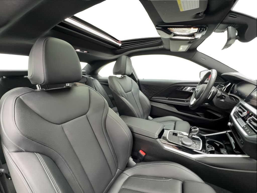 Used 2022 BMW 230i Coupe w/ Convenience Package RWD image 27