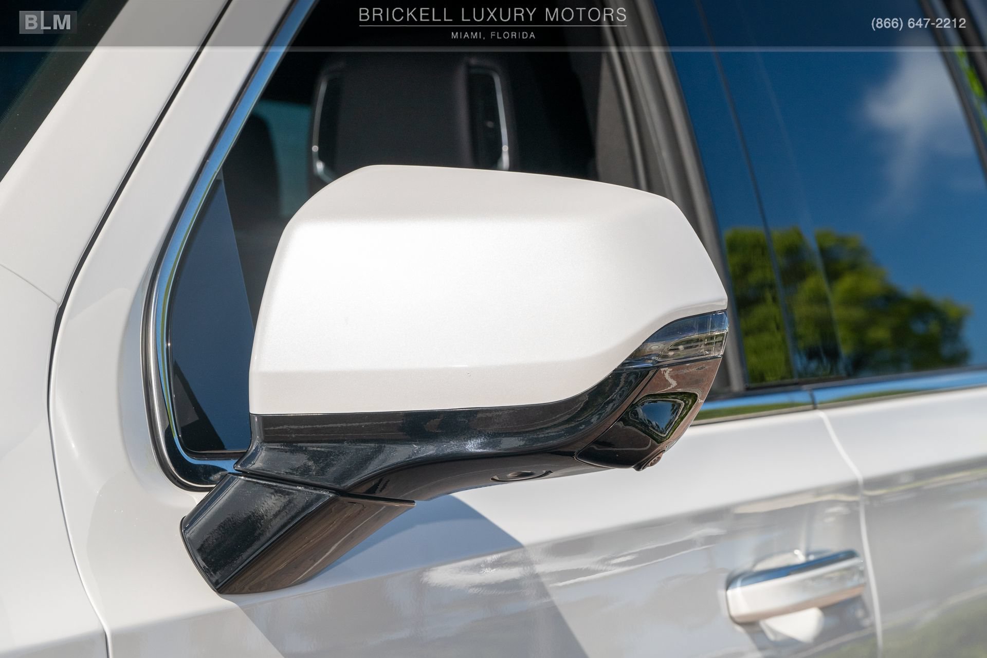Used 2024 Cadillac Escalade ESV Luxury AWD/4WD image 62