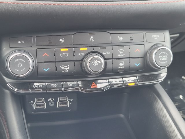 Certified 2025 Dodge Durango GT AWD/4WD image 16