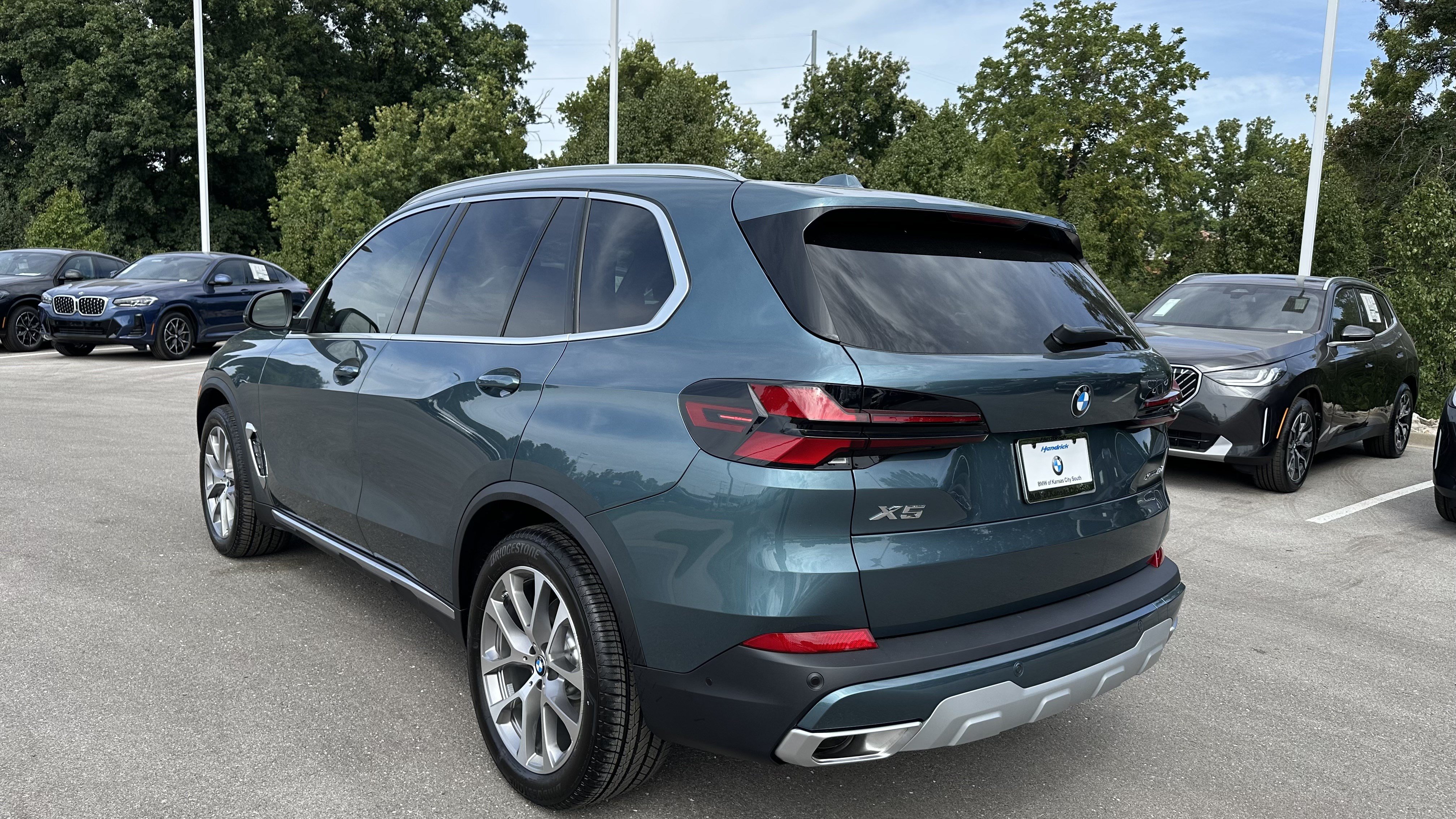 Used 2026 BMW X5 xDrive40i w/ Climate Comfort Package AWD/4WD image 8