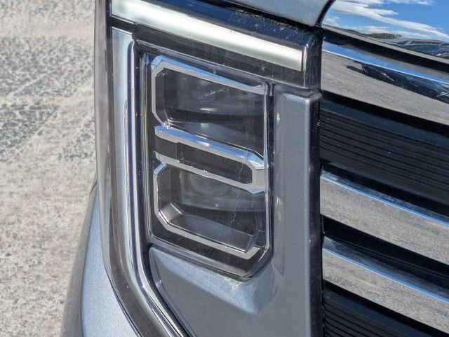 Used 2025 GMC Sierra 1500 SLT RWD image 14