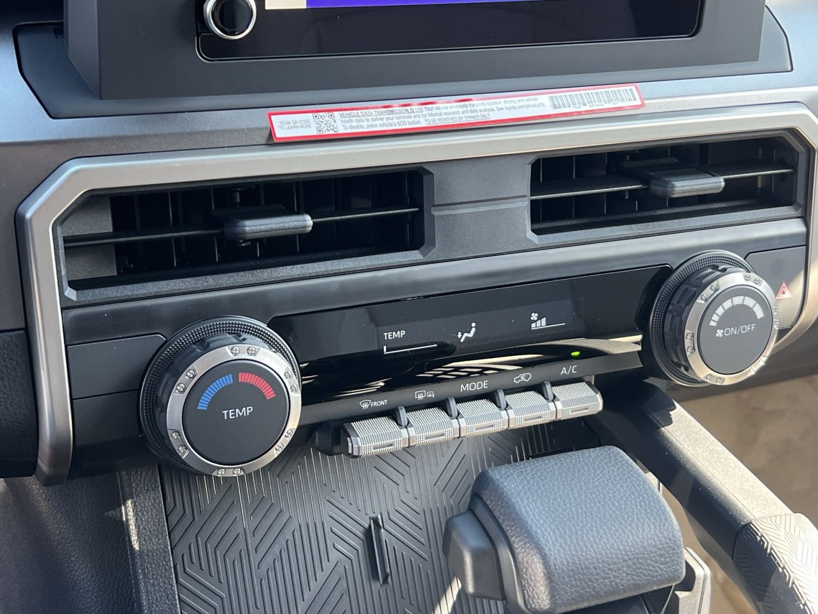 New 2026 Toyota 4Runner SR5 AWD/4WD image 16