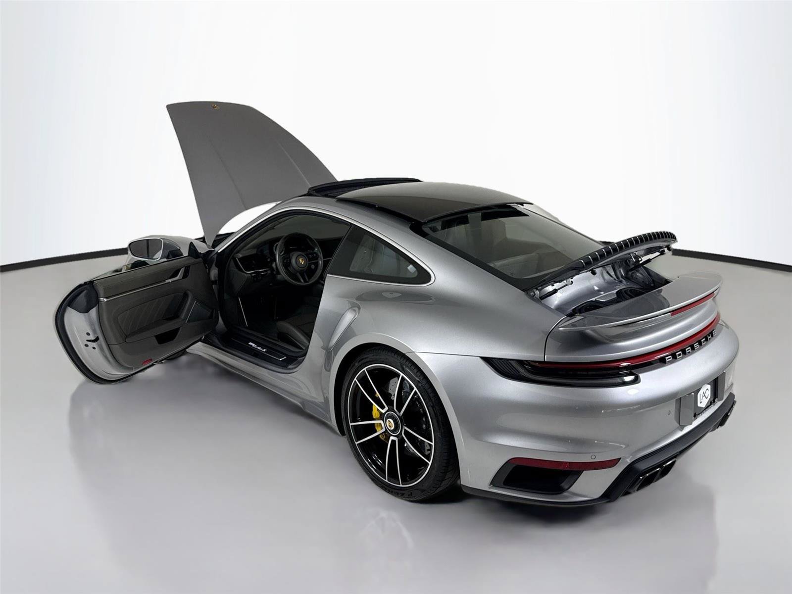 Used 2021 Porsche 911 Turbo S AWD/4WD image 38