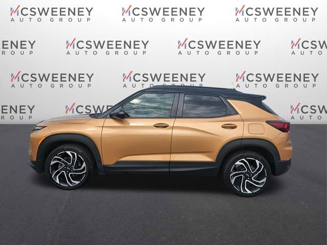 Used 2024 Chevrolet TrailBlazer RS w/ Driver Confidence Package FWD image 2