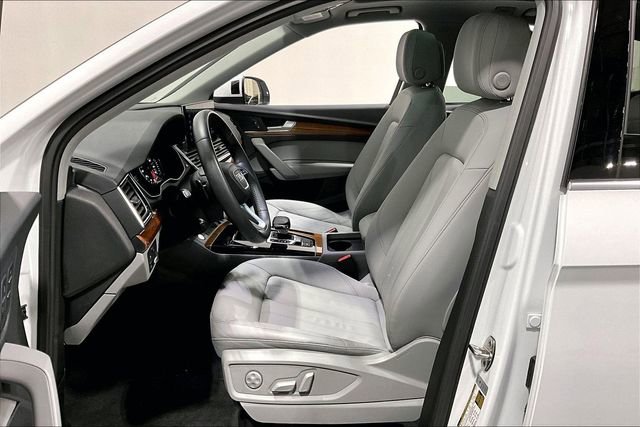 Used 2023 Audi Q5 2.0T Premium w/ Convenience Package image 26