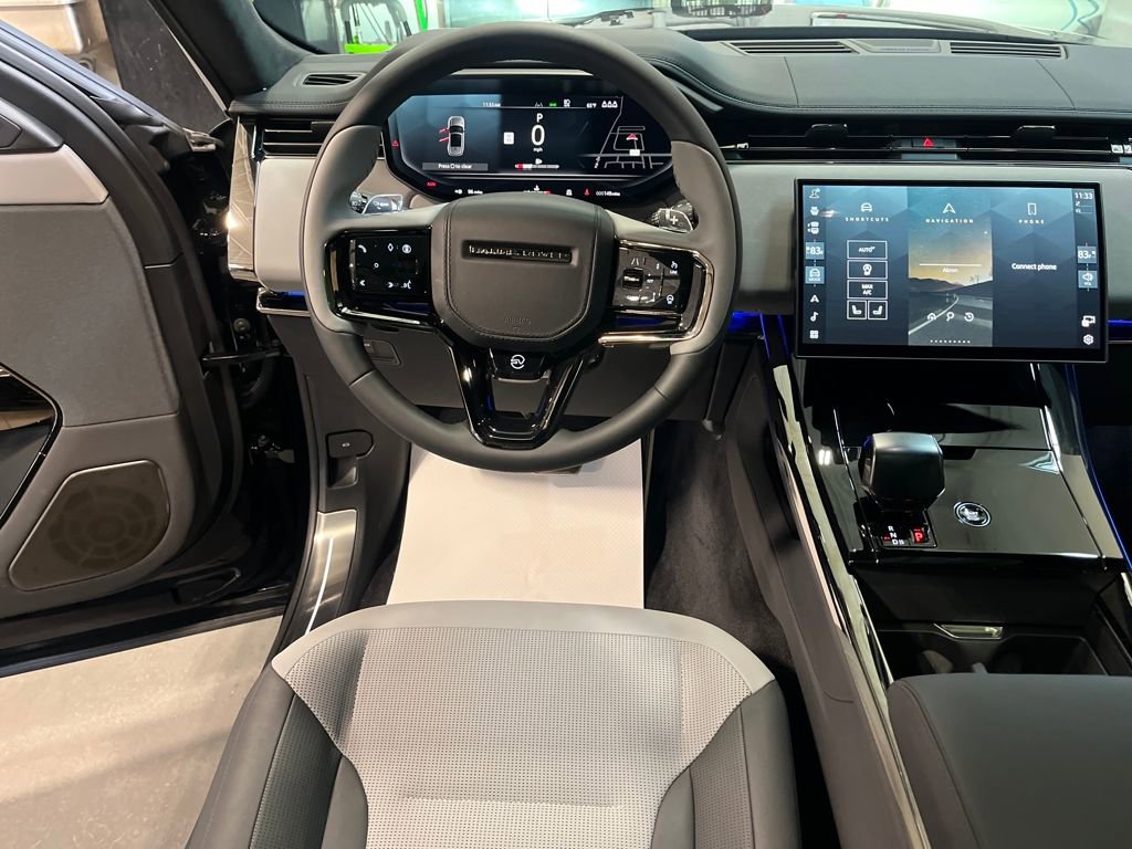 New 2025 Land Rover Range Rover Sport SV Edition Two image 29